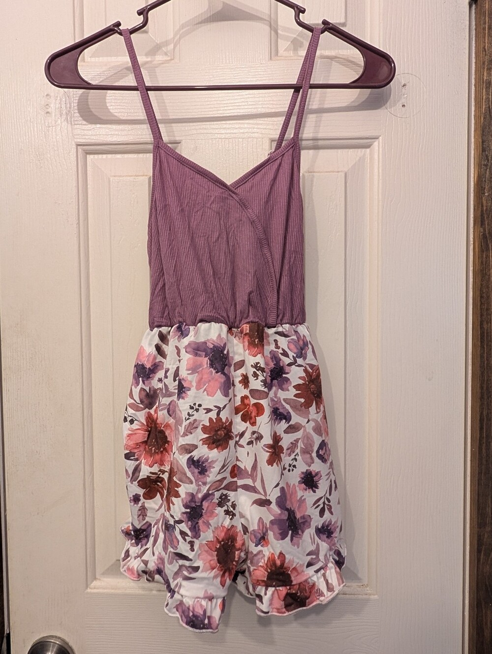 NWOT Girls Purple Floral Ruffle Hem Romper Size 10/12 Juniors Spaghetti Strap